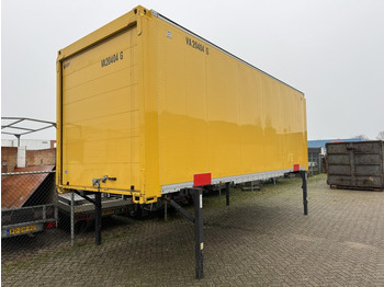 : фото в шапке страницы