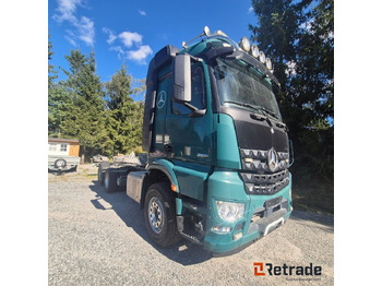 Грузовик-шасси MERCEDES-BENZ Arocs