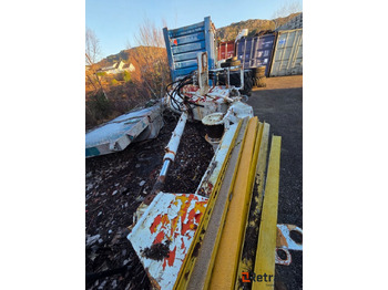 : фото в шапке страницы