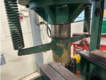 Промышленное оборудование Manuel 100 tons  presse fra Compac: фото 4