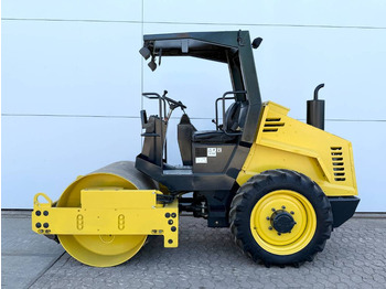 Каток BOMAG