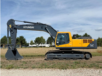 Гусеничный экскаватор HYUNDAI