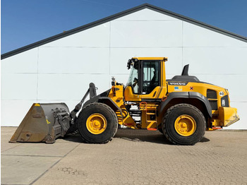 Колёсный погрузчик VOLVO L110H