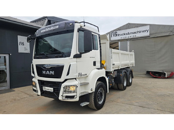 Самосвал MAN TGS 26.440