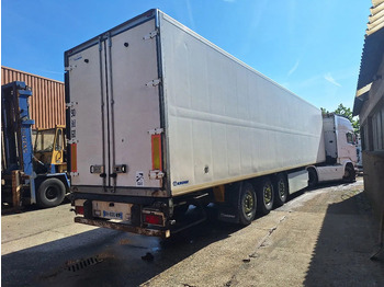 Полуприцеп-рефрижератор KRONE SD