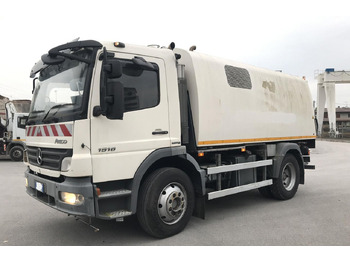 Подметально-уборочная машина BUCHER