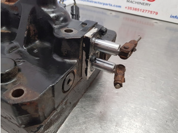 Трансмиссия Case 5140, 5120, 5130, 5150, Transmission Control Valve, Shuttle Valve 193887a2: фото 4