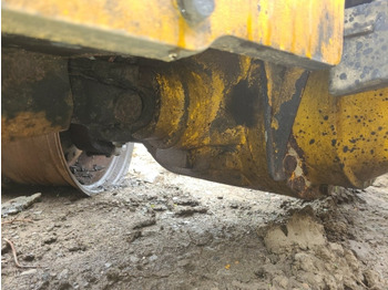 Передняя ось JCB