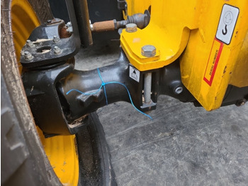 Передняя ось JCB