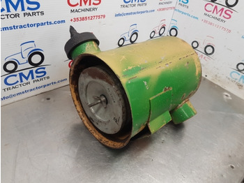 Система впуска John Deere 3130, 3030, 3135, Air Cleaner Filter Box Al25278: фото 2 Система впуска John Deere 3130, 3030, 3135, Air Cleaner Filter Box Al25278: фото 2