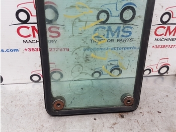 Стекло и запчасти для Тракторов Landini Massey Ferguson 600 Series Cab Knee Glass With Rhs Seal 3301882m1: фото 4