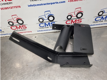 Крыло New Holland Tm, Ts, Tl, 60, 40 Series, Mudguard Extension Support Rhs 82029985: фото 4