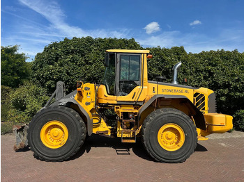 Колёсный погрузчик VOLVO L120F