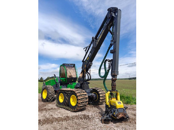 Харвестер JOHN DEERE