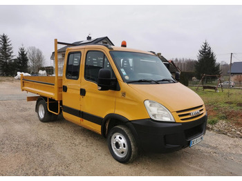Малотоннажный самосвал IVECO Daily 35c12