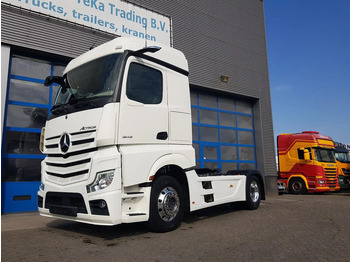 Тягач MERCEDES-BENZ Actros 1845