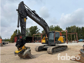 Гусеничный экскаватор VOLVO EC220EL