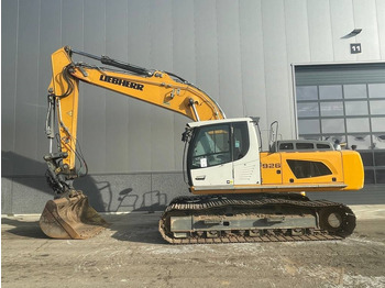 Гусеничный экскаватор LIEBHERR R 926