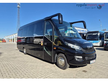 Микроавтобус IVECO Daily 70c17