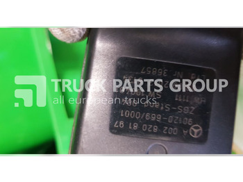 : фото в шапке страницы