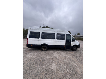 Микроавтобус, Пассажирский фургон IVECO Daily: фото 4