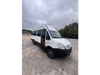 Микроавтобус, Пассажирский фургон IVECO Daily: фото 3