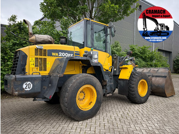 Колёсный погрузчик KOMATSU WA200