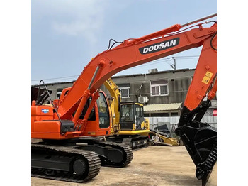 Гусеничный экскаватор DOOSAN DX225LC