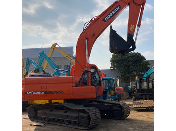 Экскаватор DOOSAN DH220
