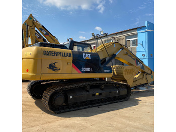 Гусеничный экскаватор