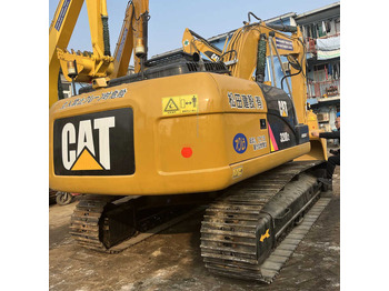 Гусеничный экскаватор CATERPILLAR 320D