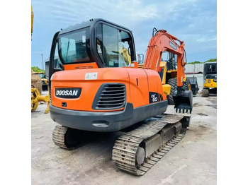 Гусеничный экскаватор DOOSAN DX60