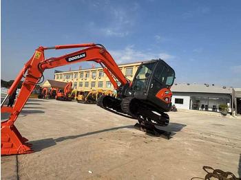 Гусеничный экскаватор Used excavator doosan dx60  excavators earth-moving machinery doosan dx60 dx80 dx75 dx225 dh60 dh60-7for sale: фото 3