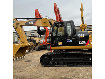 Экскаватор CATERPILLAR 320D