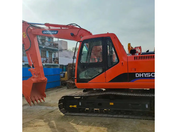 Гусеничный экскаватор DOOSAN DH150LC-7