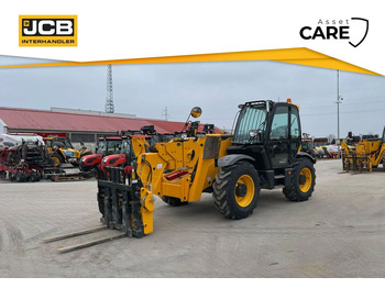 Телескопический погрузчик JCB
