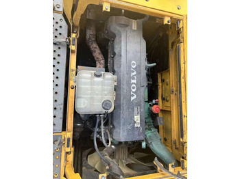 Гусеничный экскаватор VOLVO EC480: фото 3 Гусеничный экскаватор VOLVO EC480: фото 3