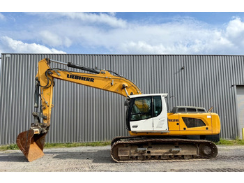 Гусеничный экскаватор LIEBHERR R 926