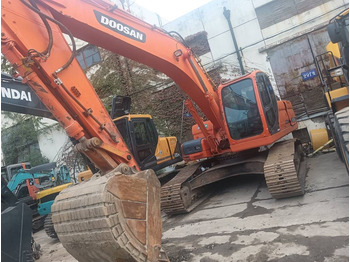 Гусеничный экскаватор DOOSAN DX300LC-9C