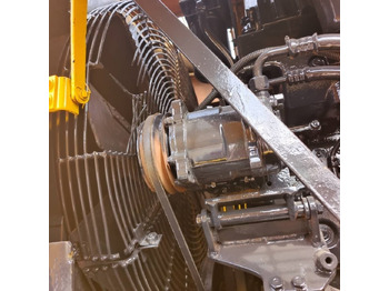 Гусеничный экскаватор Komatsu WA 470-6: фото 2 Гусеничный экскаватор Komatsu WA 470-6: фото 2