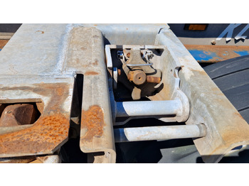 Полуприцеп-контейнеровоз/ Сменный кузов Schmitz SCF 24G Slider: фото 3