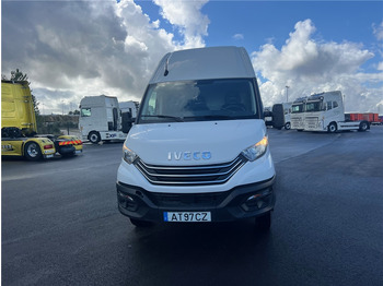 Цельнометаллический фургон Iveco 35C16: фото 2