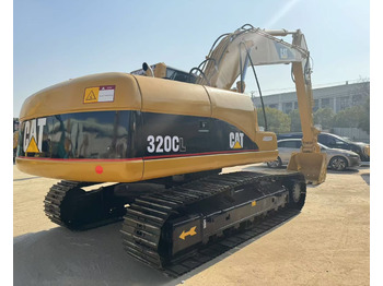 Гусеничный экскаватор CATERPILLAR 320C