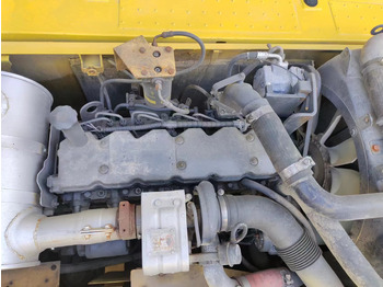 Гусеничный экскаватор KOMATSU PC200-8: фото 4