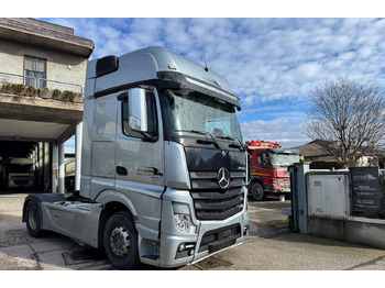 Тягач MERCEDES-BENZ Actros