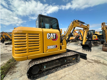 Мини-экскаватор CATERPILLAR 306E2