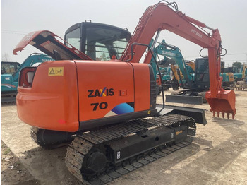 Мини-экскаватор HITACHI ZX70