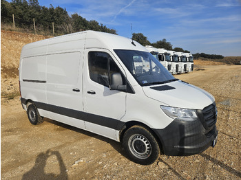 Фургон с закрытым кузовом MERCEDES-BENZ Sprinter 315