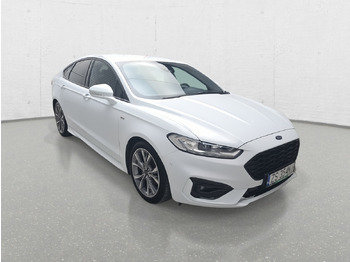 Легковой автомобиль FORD