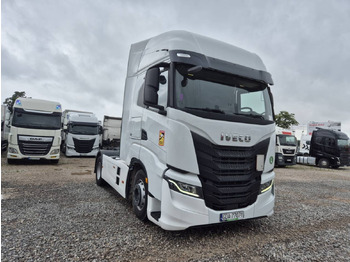 Тягач IVECO